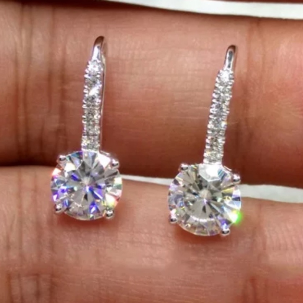 Sale!925 sterling silver CZ Stud Earrings - Picture 2 of 5